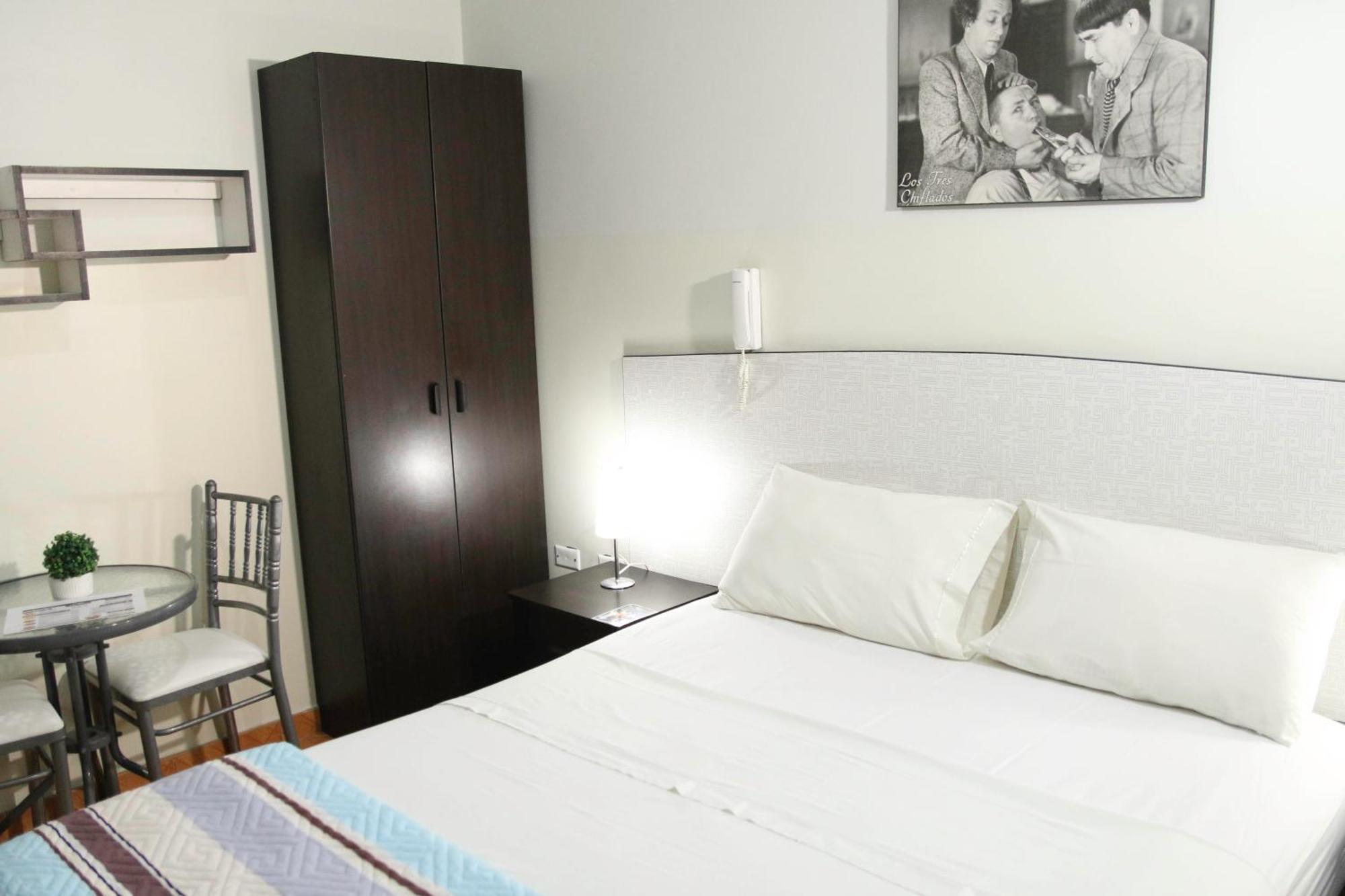 צ'ינצ'ה אלטה Hotel Venture מראה חיצוני תמונה