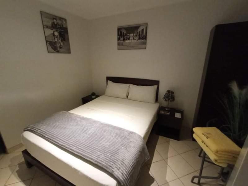 צ'ינצ'ה אלטה Hotel Venture מראה חיצוני תמונה